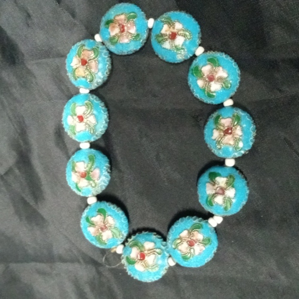 Collision coin beaded bracelet
